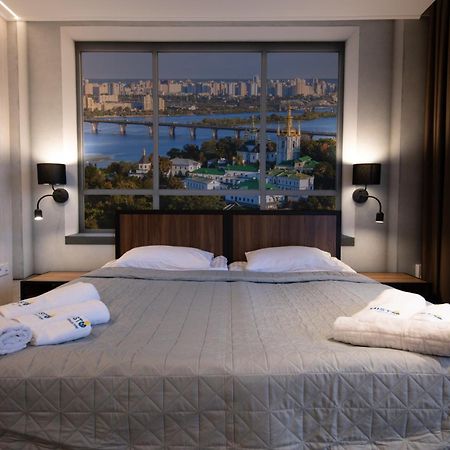 Misto Capsule Hotel Kiev Exterior foto