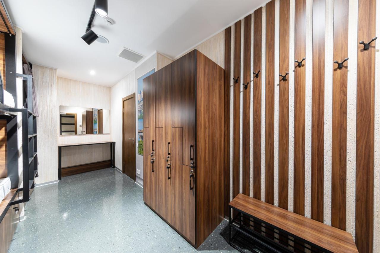 Misto Capsule Hotel Kiev Exterior foto