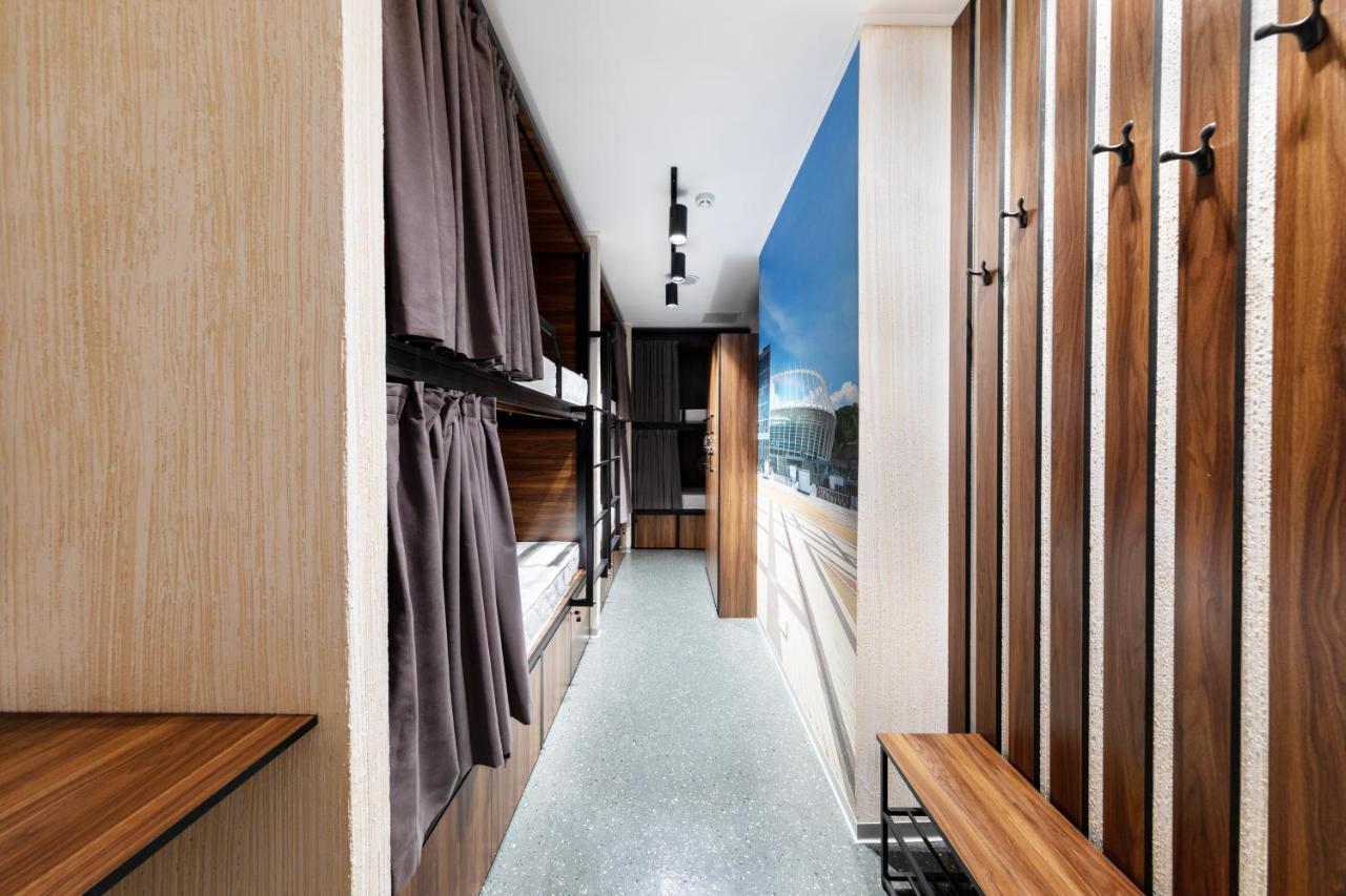 Misto Capsule Hotel Kiev Exterior foto