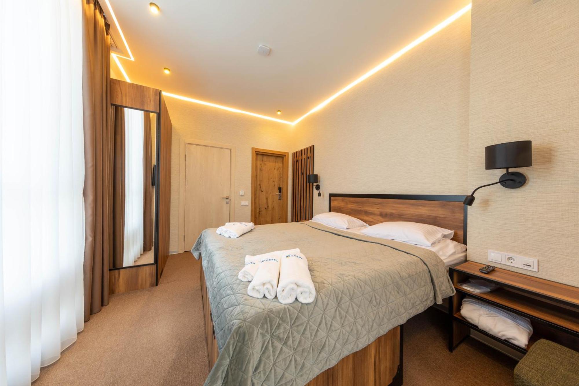 Misto Capsule Hotel Kiev Exterior foto